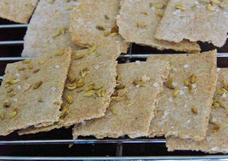 Recipe of Perfect Fennel &amp; Rock Salt Spelt Crackers