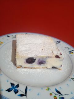 Una foto de Torta cremosa de arándanos light (100cal por Porción) apto celíacos