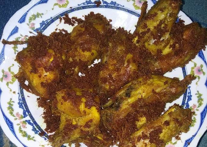 Ayam Goreng Lengkuas Simple By : Maria Nonie