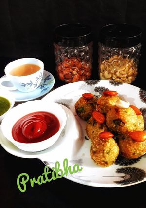 A picture of Sago dry fruits Appam.