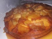 Una foto de tarta de pera