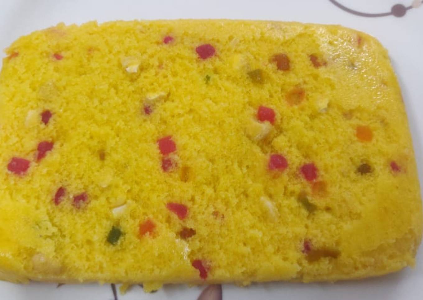 Banana fruit cake