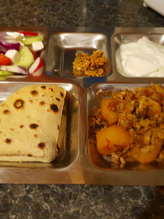 Indiai, kel káposzta egytálétel(Patta Gobi Sabji) recept fotója