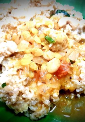 A picture of Samba Rava Pongal (Broken wheat).