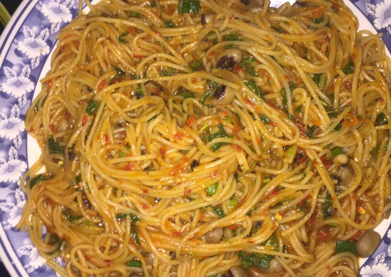 Spaghetti and beans jallof