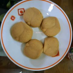 A picture of Sandesh.