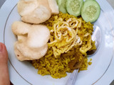 Nasi goreng kencur kuning simple
