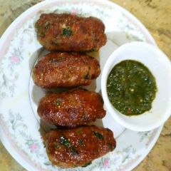 A picture of Galawat ke kabab.