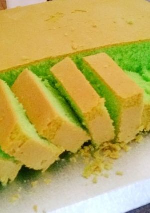 Foto resep Bolu pandan lembut dan gampang buat nya