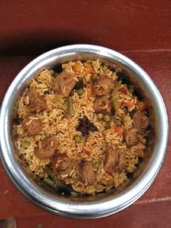 வெஜிடபிள் பிரியாணி (Vegetable biryani recipe in tamil) செய்முறை முக்கிய புகைப்படம்