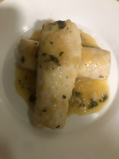 Una foto de Merluza en salsa verde a la vasca