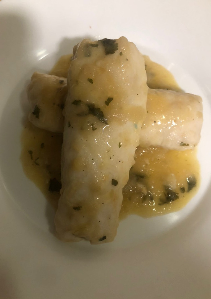 Una foto de Merluza en salsa verde a la vasca