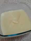 Salsa de "queso cheddar" de patata vegano