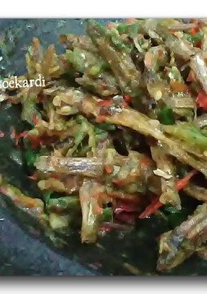 Foto resep Sambal cobek teri tawar kriukk2..part 2