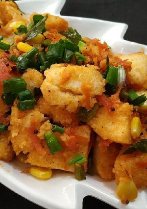 A picture of Vegetable Fried Idli.