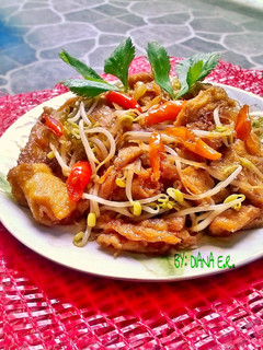 Foto resep Dadar Telur Cah Tauge