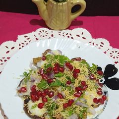 Crispy Baby Potato Chaat A picture of Crispy Baby Potato Chaat.