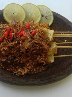 Foto resep Sate bakso tahu bumbu kacang (#postingrame2_sate)