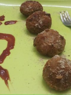 पोहा आलू कटलेट (poha aloo cutlet recipe in Hindi) रेसिपी मुख्य फोटो