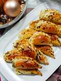 Empanadas de pavo y queso con pincelado especial