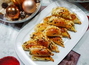 Foto principal de Empanadas de pavo y queso con pincelado especial