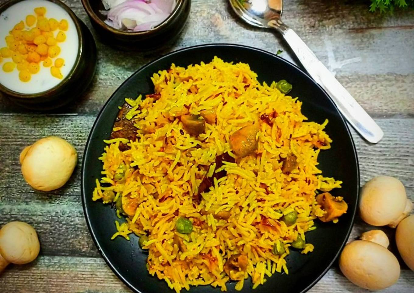 Mushroom biryani