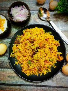A picture of Mushroom biryani.