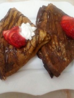 صورة لوصفة ليكراب بشوكولاتة والفريز يا خويا يا خويا 😍😍😍