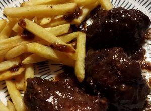 Una foto de Carrillada Thermomix al vino tinto y whisky