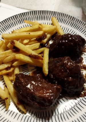 Una foto de Carrillada Thermomix al vino tinto y whisky