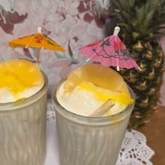 Creamy pineapple smoothie A picture of Creamy pineapple smoothie.