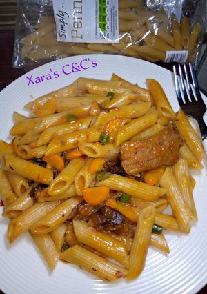 A picture of Penne Jollof.