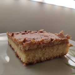 A picture of Bumblebee Almond cake.
