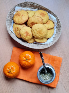 Una foto de Galletitas de mandarina en licuadora 🍊 fáciles, económicas y rendidoras 🍊