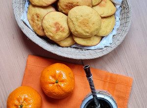 Una foto de Galletitas de mandarina en licuadora 🍊 fáciles, económicas y rendidoras 🍊