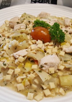 Une photo de One pot de crozets aux endives et poulet