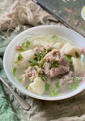 Hình của món Canh Khoai Sọ Hầm Xương Heo.