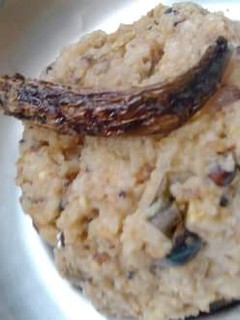 ओट्स उपमा (oats upma recipe in Hindi) रेसिपी मुख्य फोटो