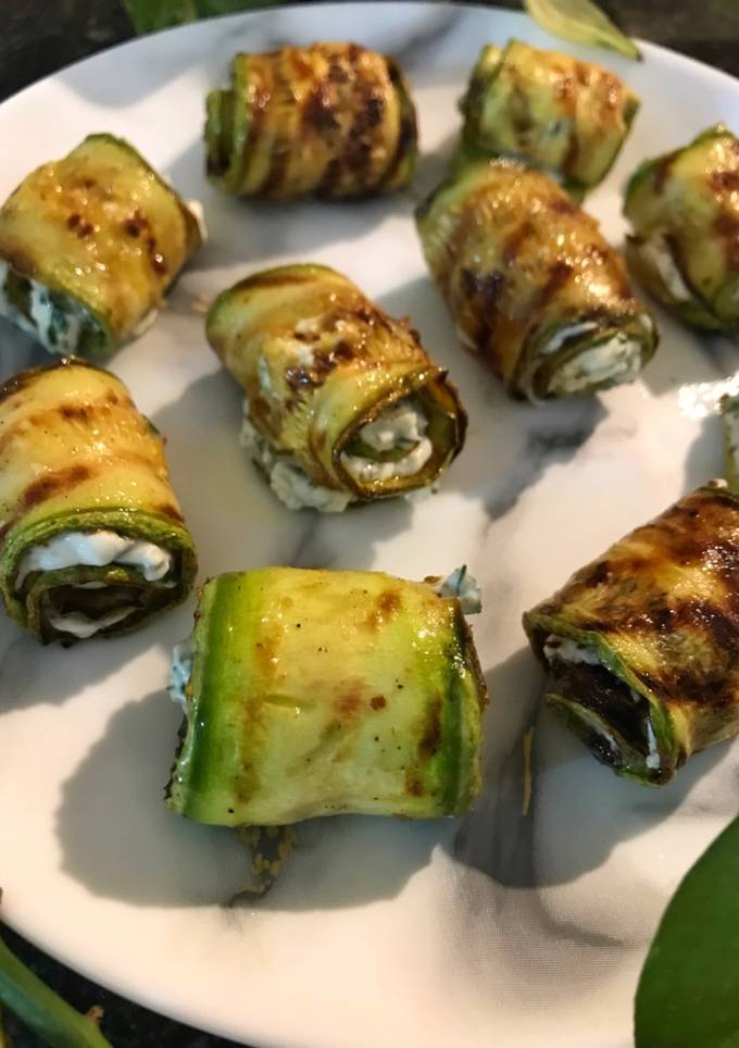 Кабачкові рулетики