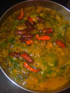 A picture of Moongdal chutney.