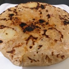 A picture of Onion Paratha.