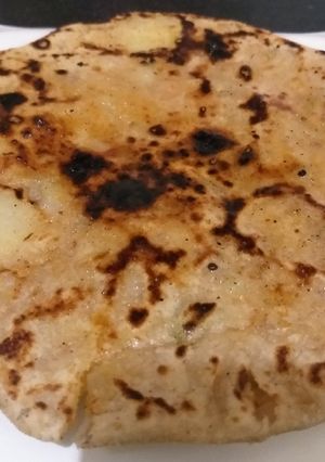 A picture of Onion Paratha.