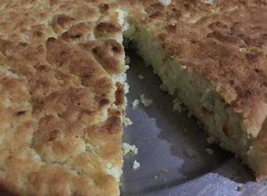Una foto de Torta de banana 🍌 y yogur 🥛 apto para bebé BLW (+6m)