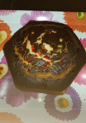 A picture of Eggless Tuttifruity Vanilla Cake.