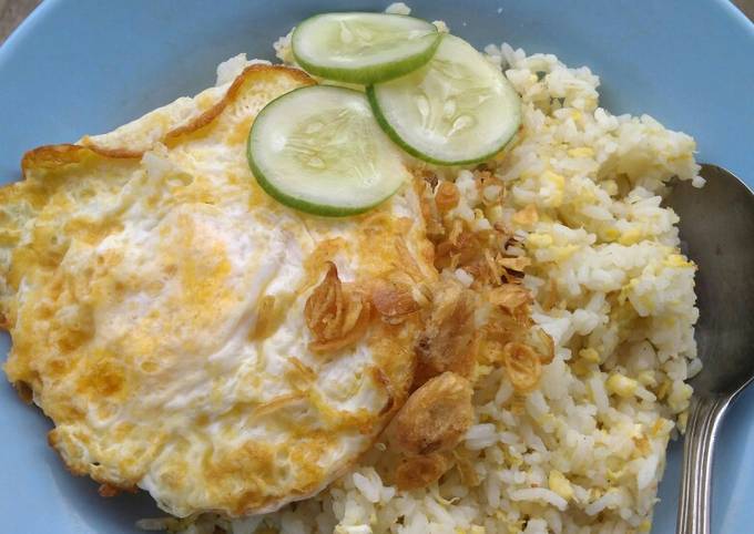 Nasi goreng putih super simpel