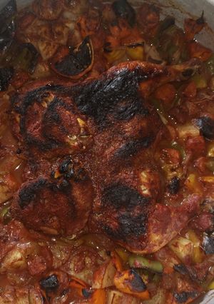 صورة لوصفة دجاج مسحب مع خضار بالفرن 😋