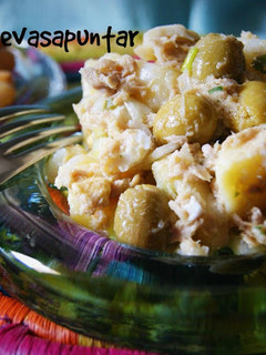 Una foto de Ensalada de papas aliñas