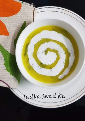 A picture of Spinach moong soup.