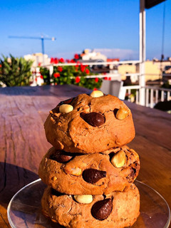 Una foto de COOKIES DE Plátano, CACAHUETE Y CHOCOLATE🍫🥜🍌