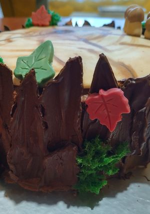 Fatörzs hatású torta dekoráció recept fotója